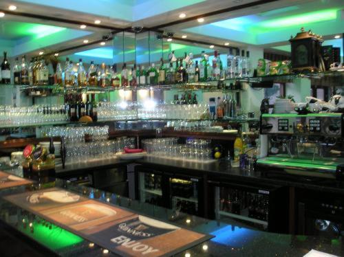 Kings Paget Hotel West Drayton  Extérieur photo