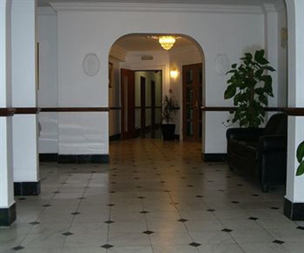 Kings Paget Hotel West Drayton  Extérieur photo