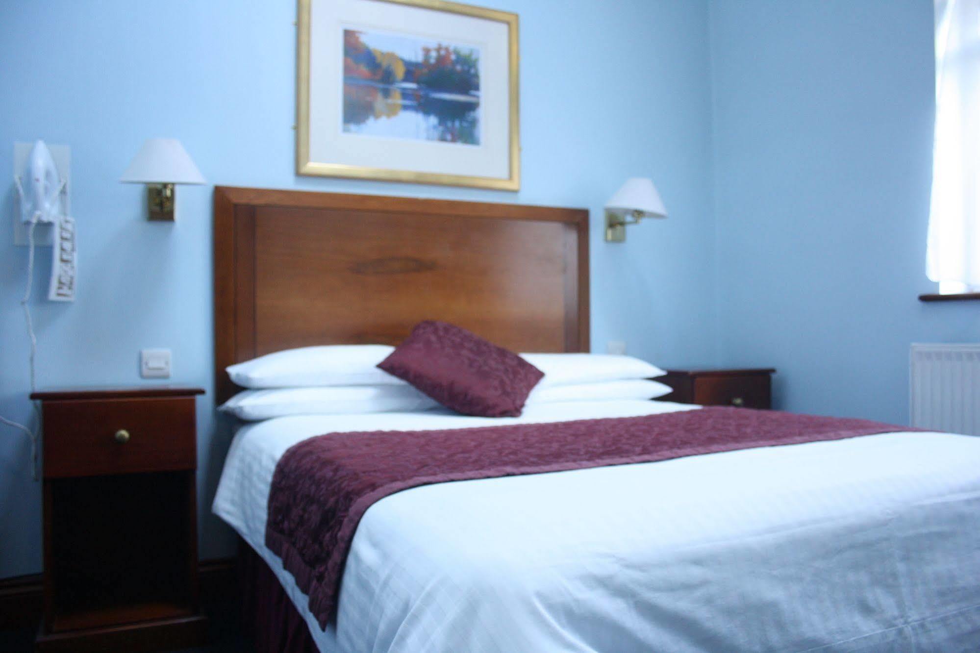 Kings Paget Hotel West Drayton  Extérieur photo