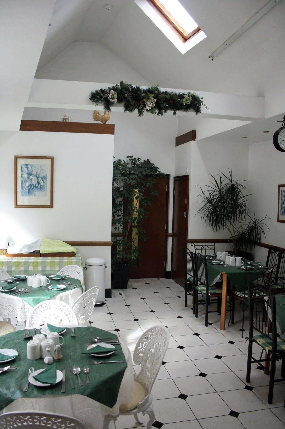 Kings Paget Hotel West Drayton  Extérieur photo