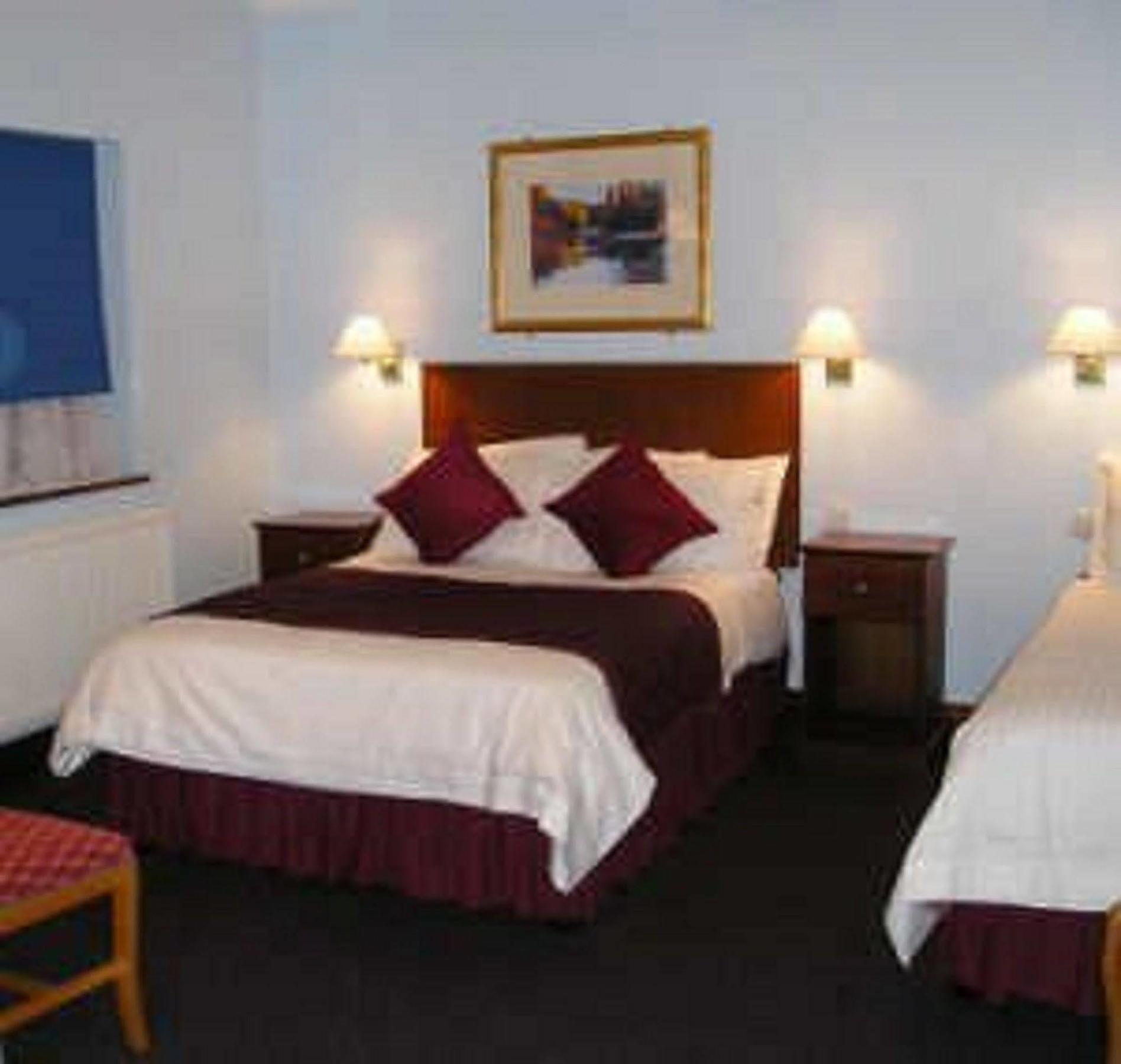 Kings Paget Hotel West Drayton  Extérieur photo