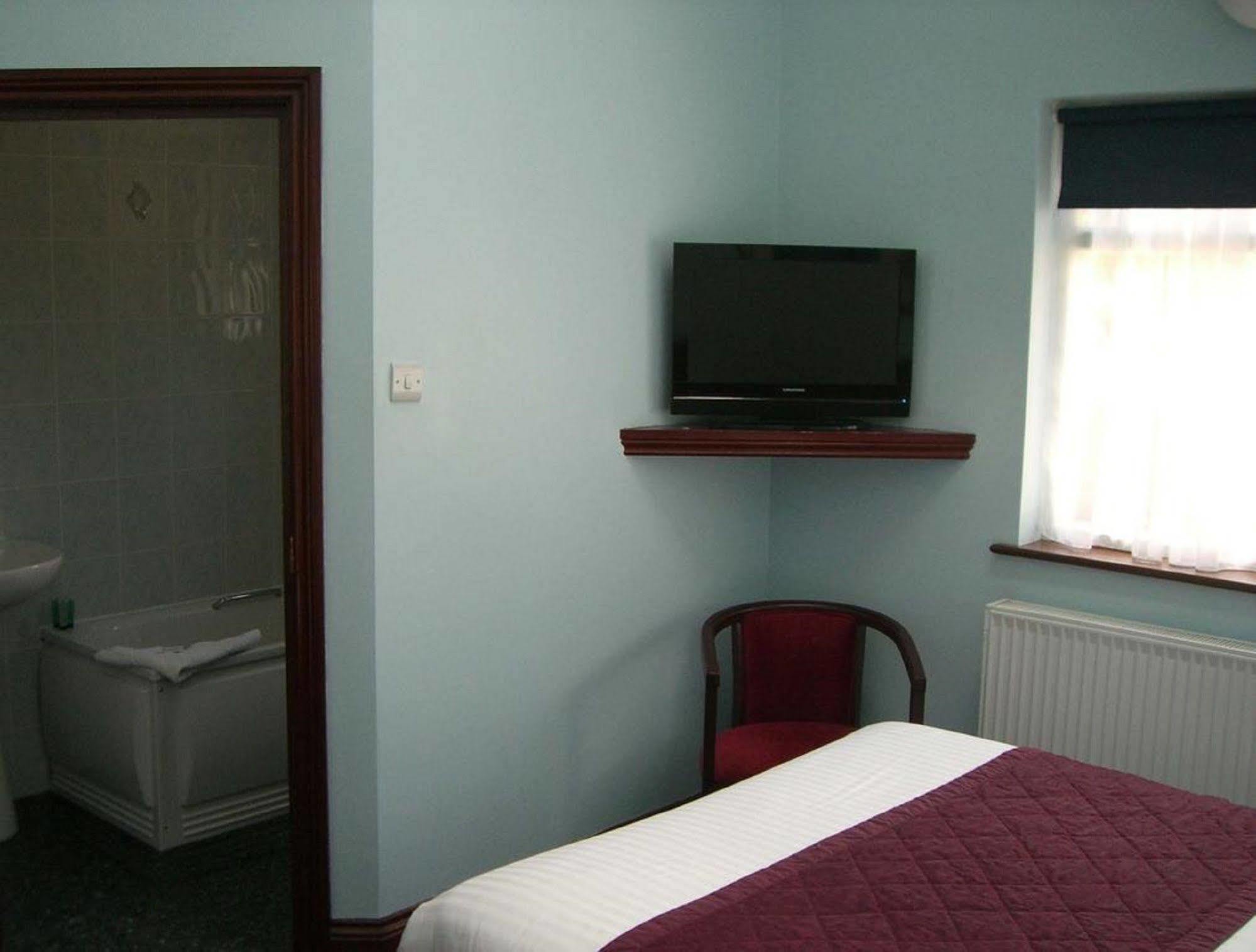 Kings Paget Hotel West Drayton  Extérieur photo